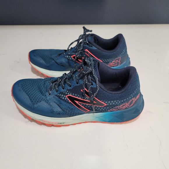 New Balance 690 v1 Trail Running Shoes  Size 8 - Picture 2 of 10